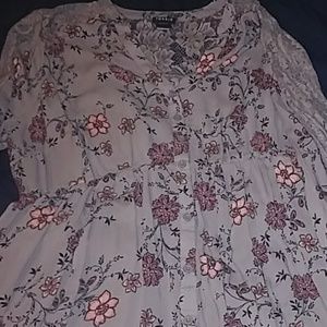 Torrid Floral & Lace Blouse (Size 2)